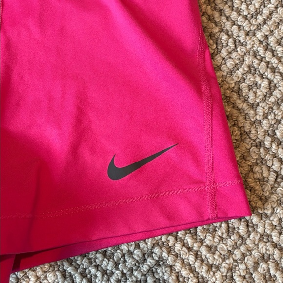 Nike Pro Women’s Hot Pink Bike Shorts with Black Waistband - Picture 2 of 3